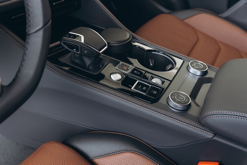 Espionaje oculto en el coche. Micros ocultos